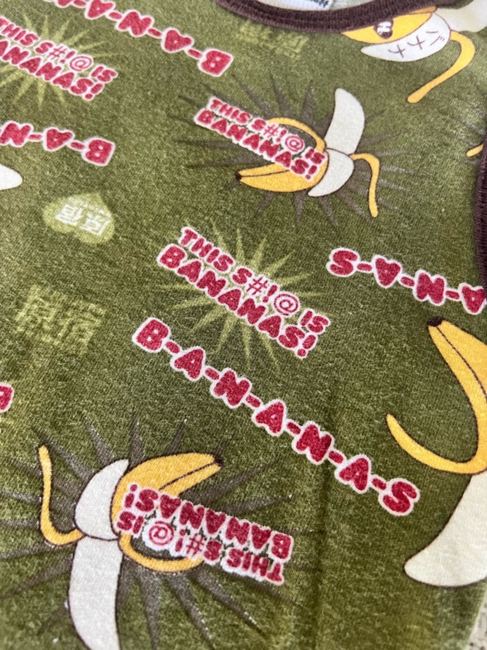 Vintage GWEN STEFANI HARAJUKU LOVERS Olive Green Bananas Tank Top size small - Picture 4 of 5